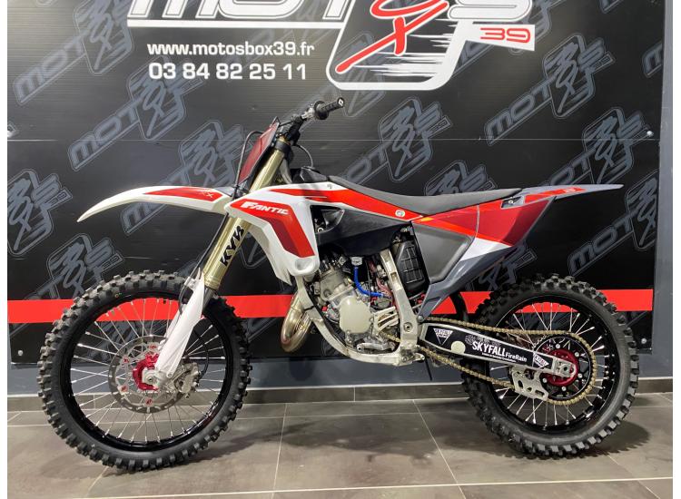 FANTIC MOTOR XX 125 BLACK EDITION 2024 – A PARTIR DE 114€/MOIS