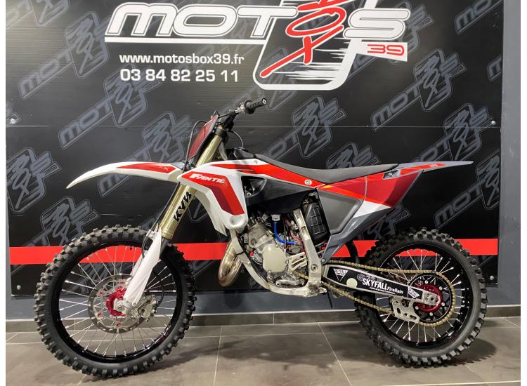FANTIC MOTOR XX 125 BLACK EDITION 2024 – A PARTIR DE 114€/MOIS