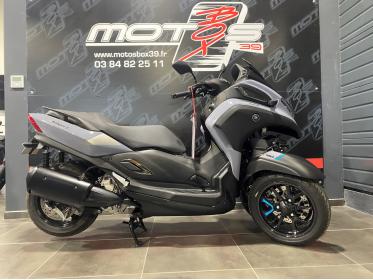 YAMAHA TRICITY 300