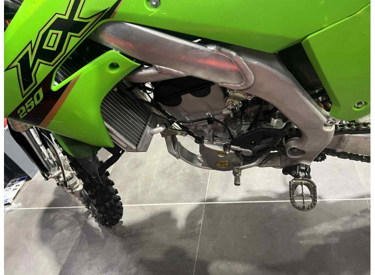 KAWASAKI KXF 250 - A PARTIR DE 139€ /MOIS