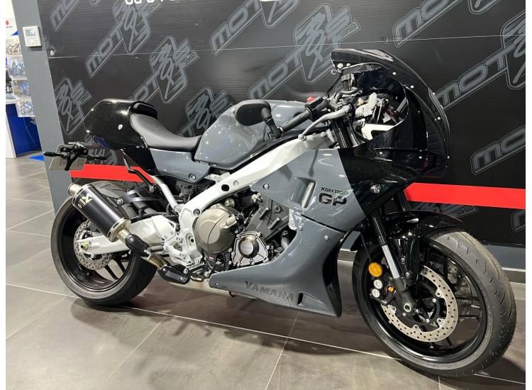 YAMAHA XSR 900 GP – A PARTIR DE 260€ /MOIS